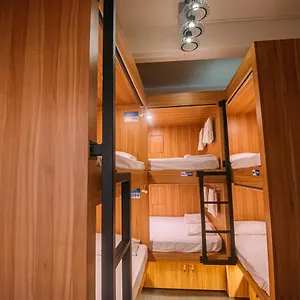 Bluewaters Pods 38 Hongkong St Auberge de jeunesse